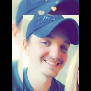 Meet your Posher, Dylan